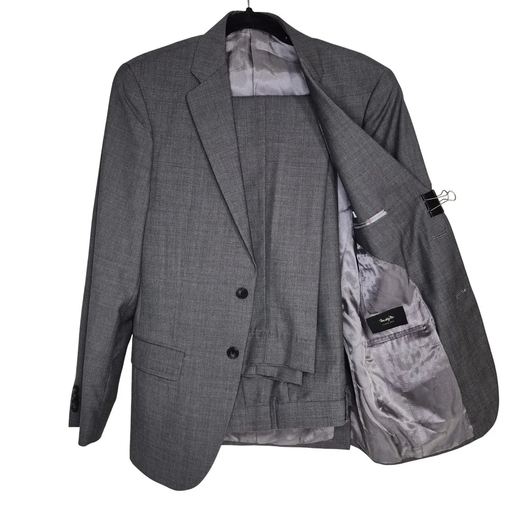 Joseph Abboud Suit Mens 36R 30x30 Slim Fit Gray Wool Marzotto Super 100s Formal